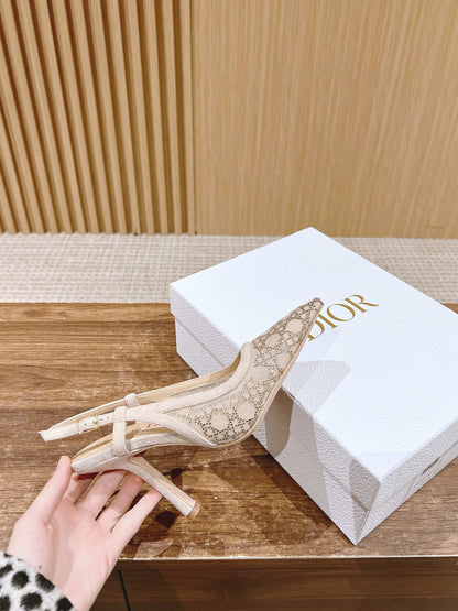 Dior 2025“Starry Galaxy” New Pumps Laceless, Beige
