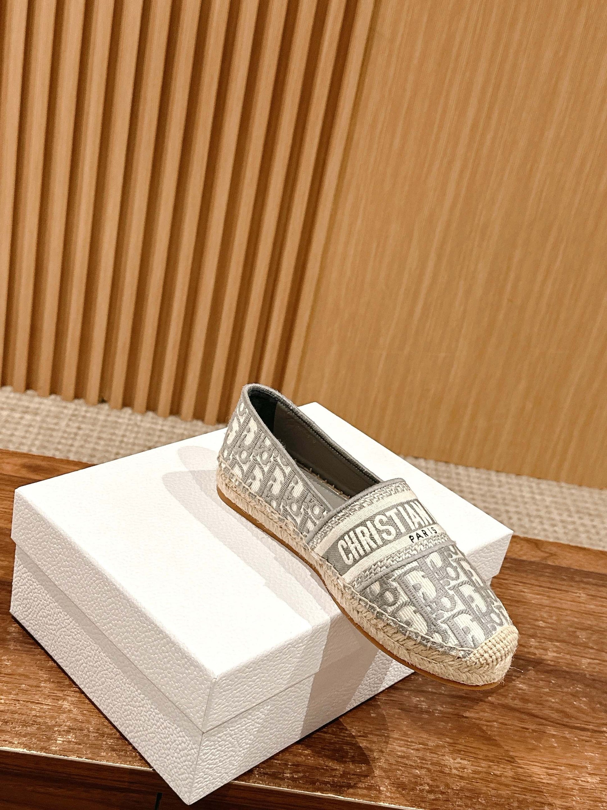 Dior Classic Granville Mule Fisherman Sandals 01