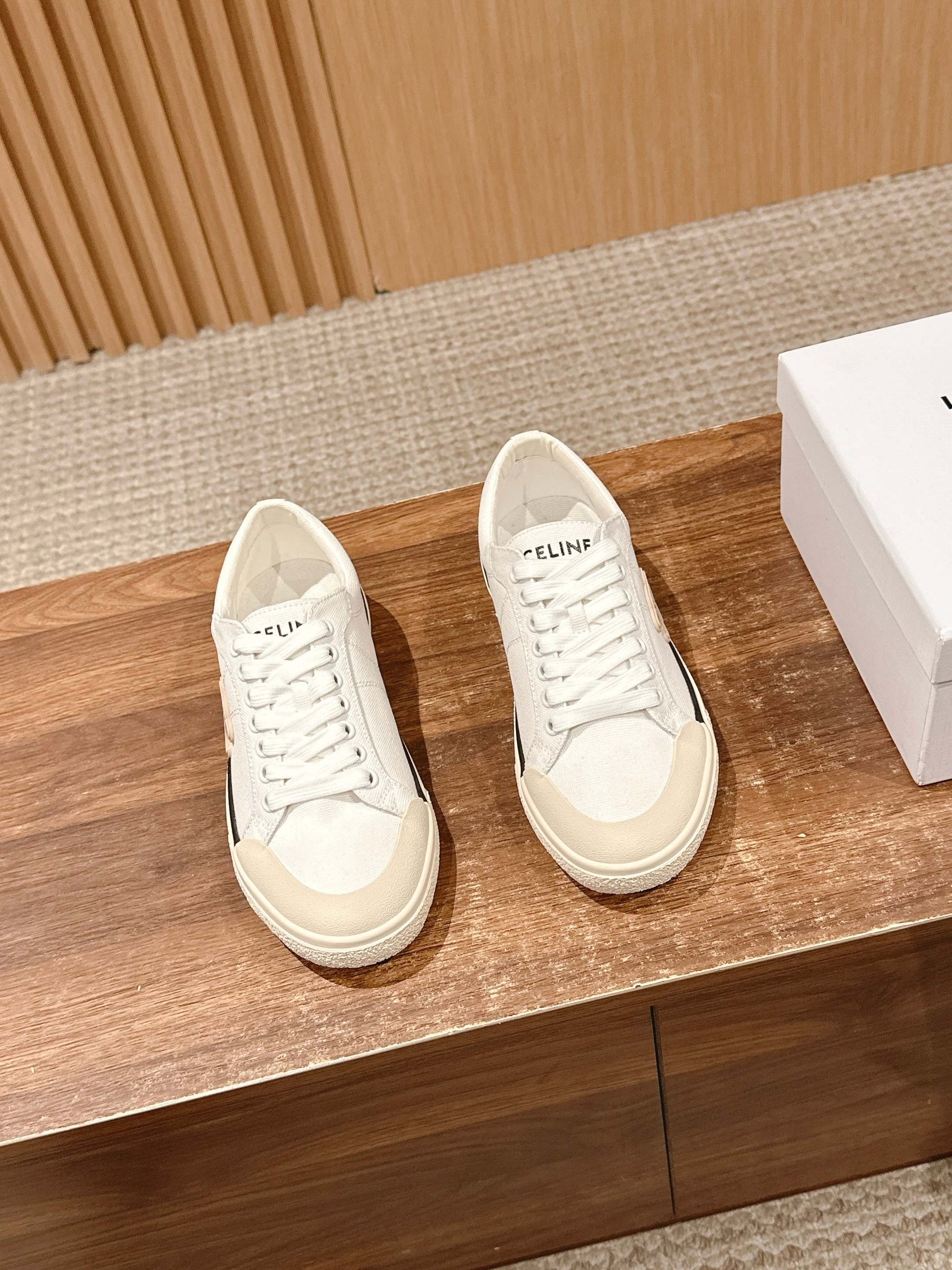 CELINE New Low-Top Triomphe Canvas Sneakers, White