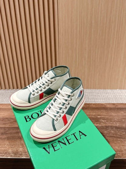 Bottega Veneta Retro Eliot Sneakers, Green