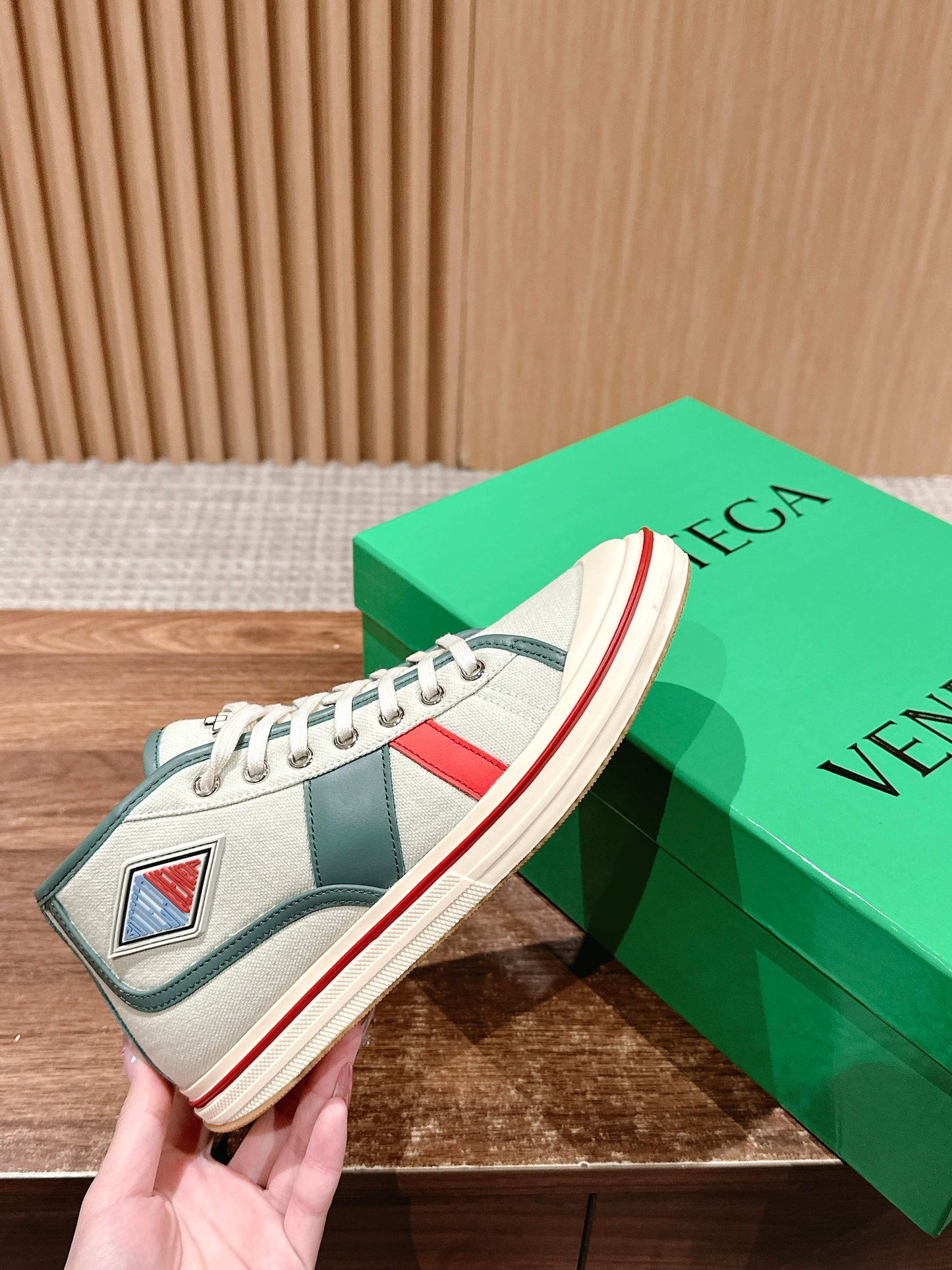 Bottega Veneta Retro Eliot Sneakers, Green