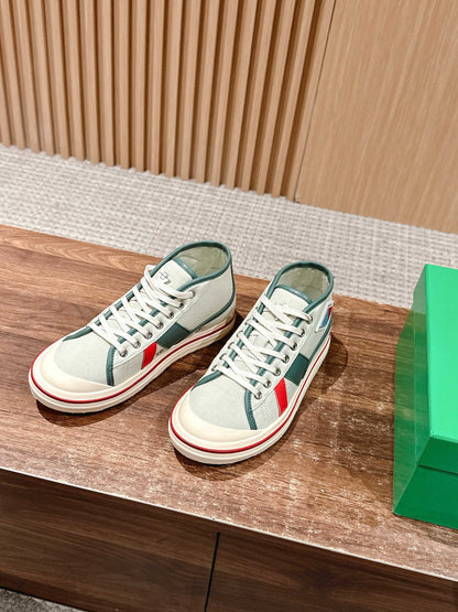 Bottega Veneta Retro Eliot Sneakers, Green