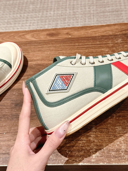 Bottega Veneta Retro Eliot Sneakers, Green