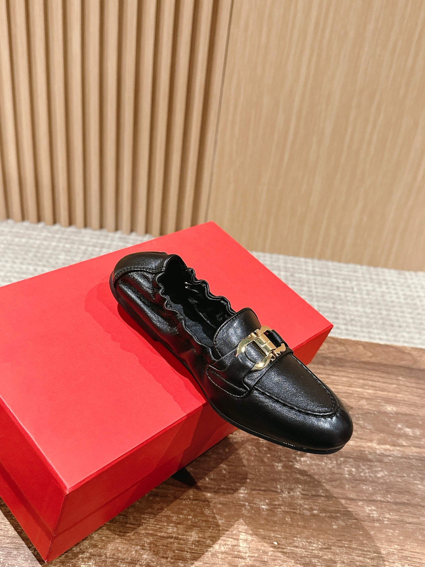 Ferragamo Horsebit Ballet Flats (egg-roll shoes), Black