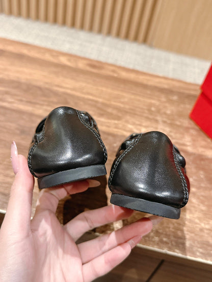 Ferragamo Horsebit Ballet Flats (egg-roll shoes), Black