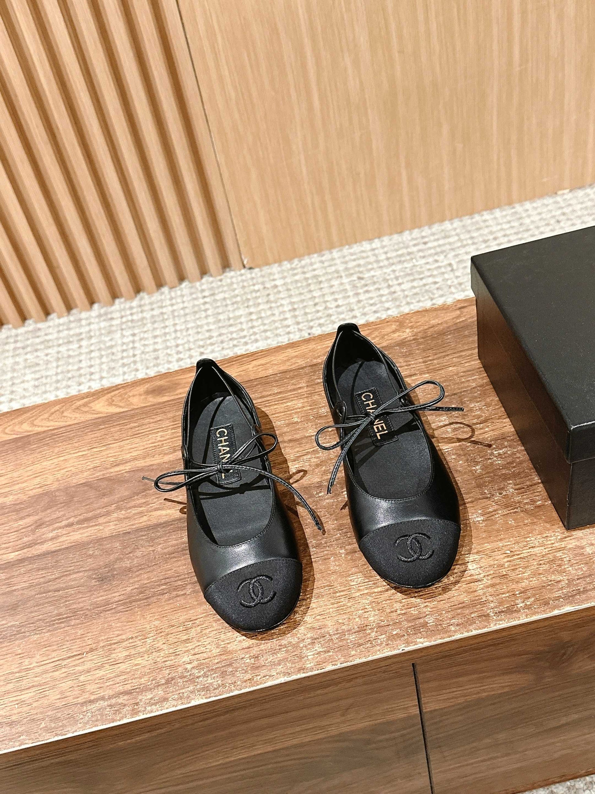 Chanel Mary Janes Flats, Black