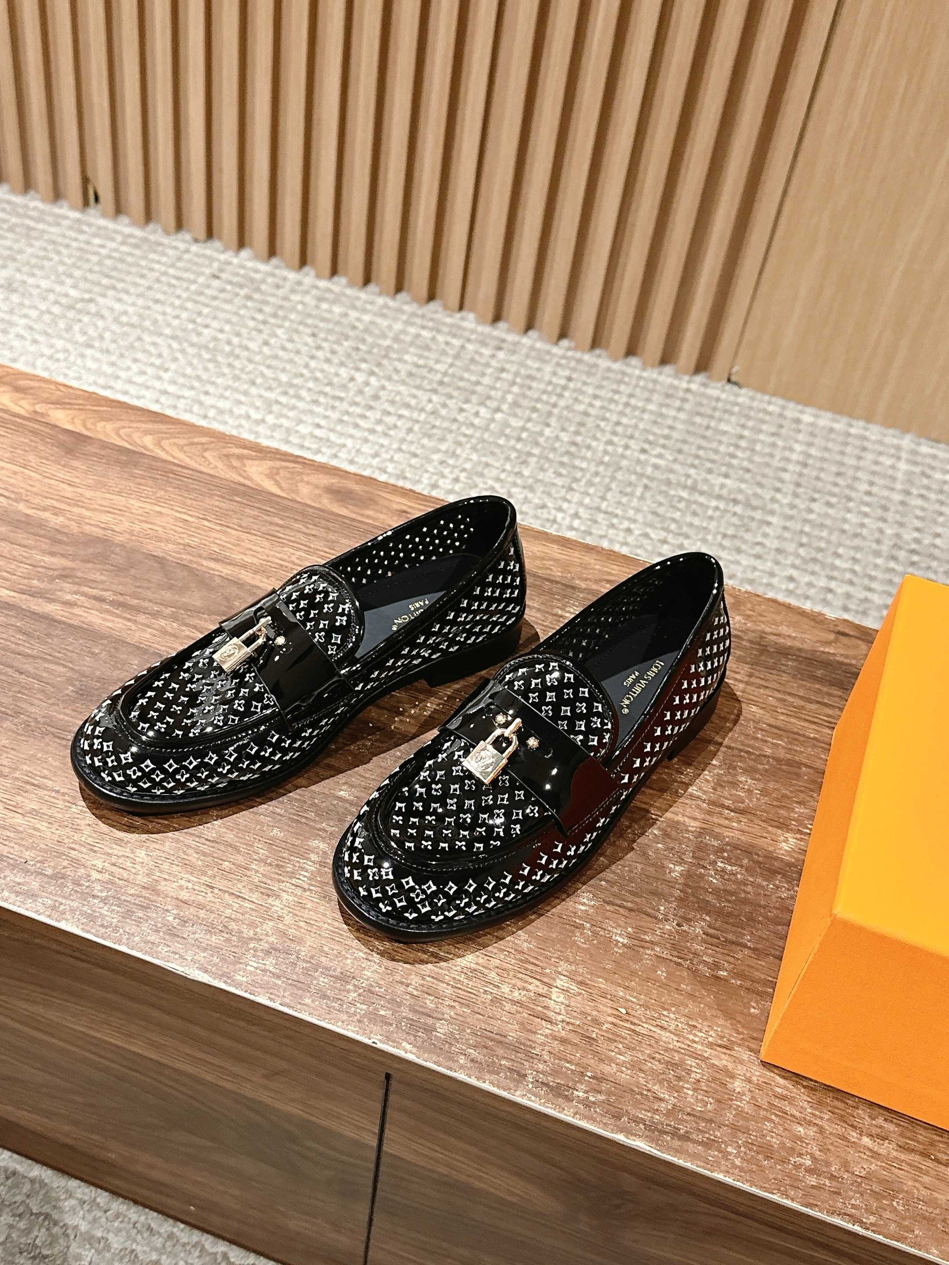 Louis Vuitton New Lock-Strap Ballet Flats – Laser-Cut Perforated Loafers, Black