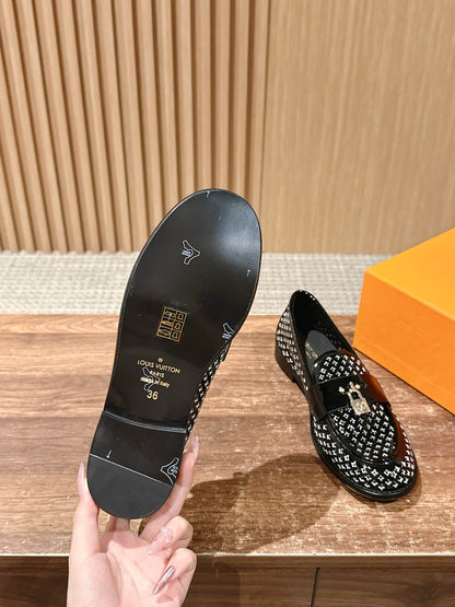 Louis Vuitton New Lock-Strap Ballet Flats – Laser-Cut Perforated Loafers, Black