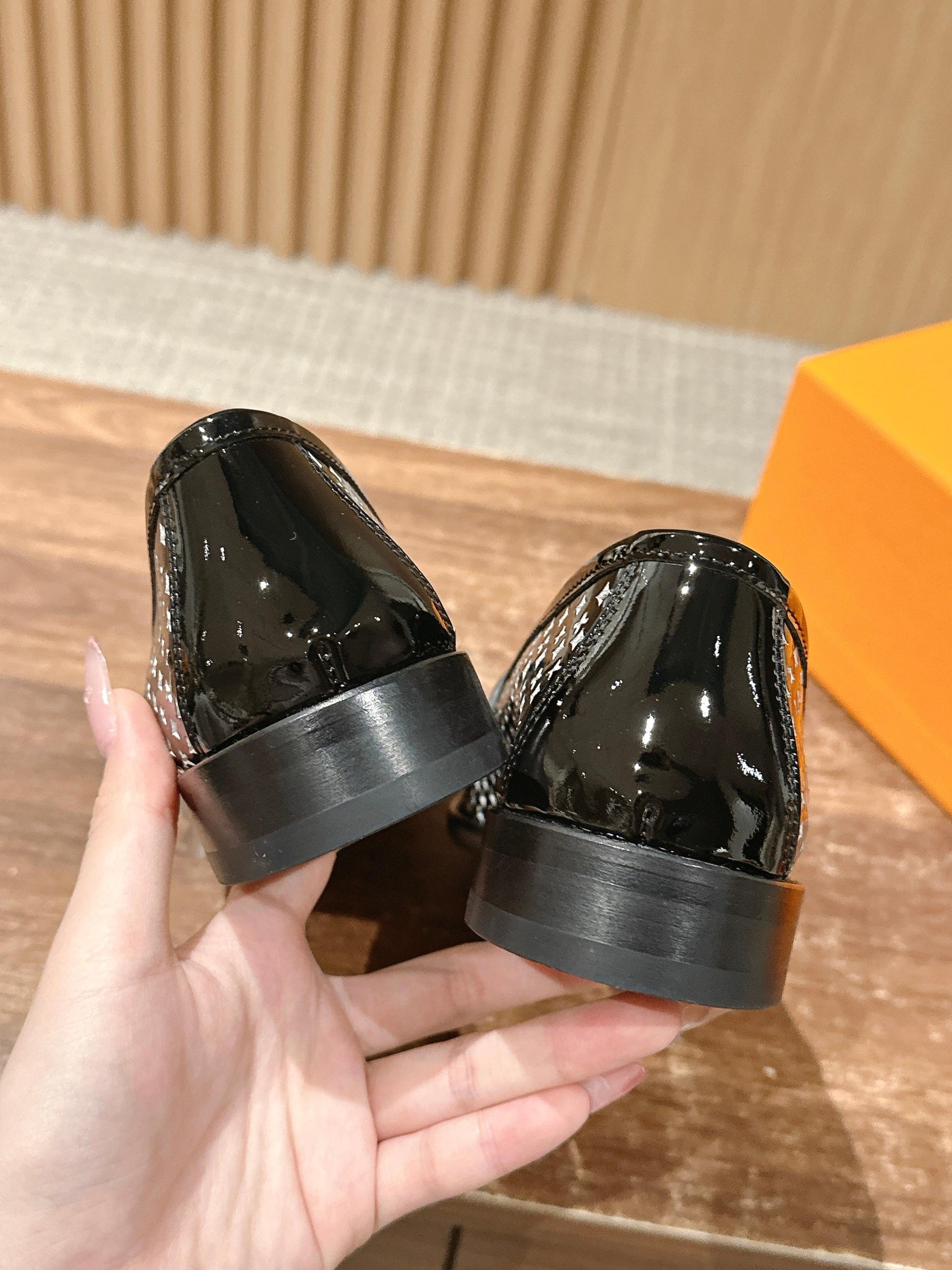 Louis Vuitton New Lock-Strap Ballet Flats – Laser-Cut Perforated Loafers, Black