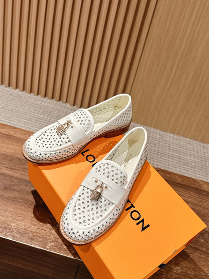 Louis Vuitton New Lock-Strap Ballet Flats – Laser-Cut Perforated Loafers, White
