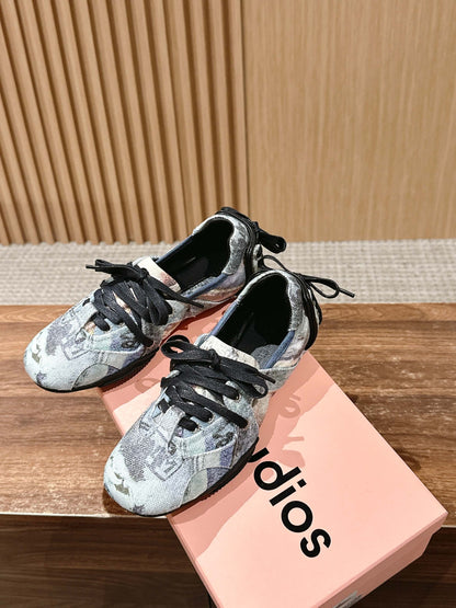 Acne Studios new ballet-inspired Sneakers, Canvas