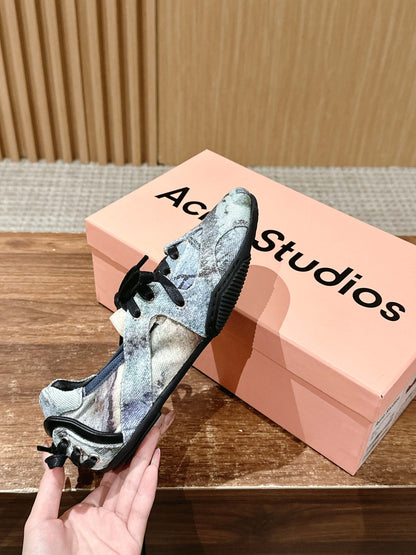 Acne Studios new ballet-inspired Sneakers, Canvas