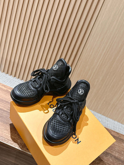 LV Archlight Series 08