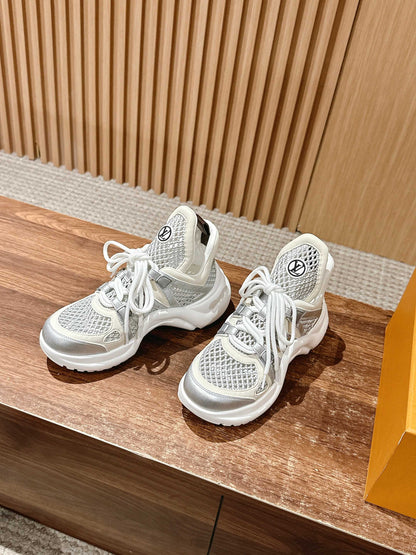 LV Archlight Series 04