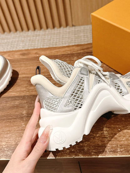 LV Archlight Series 04