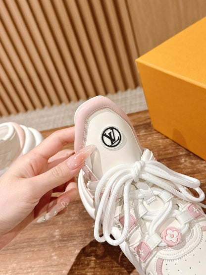 LV Archlight Series 06