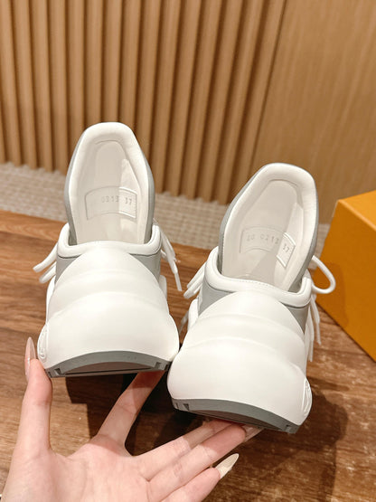 LV Archlight Series 01