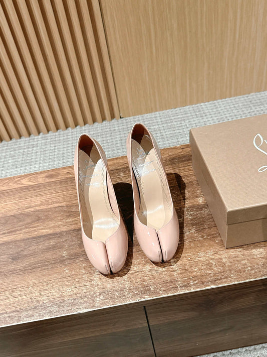 Christian Louboutin × Maison Margiela Split-Toe Stiletto Pumps, Beige