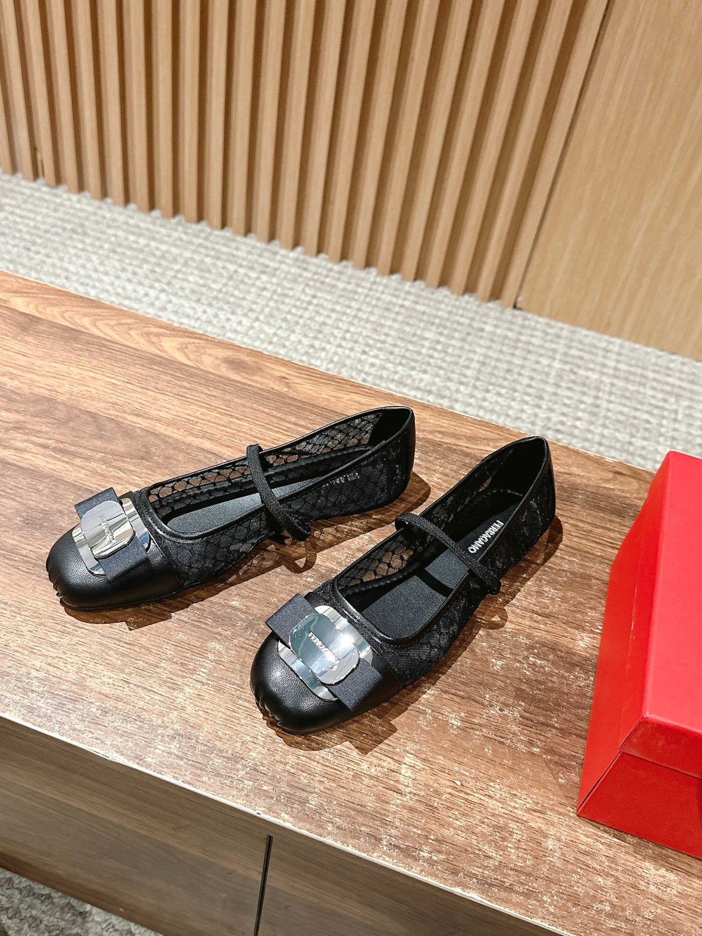 Ferragamo FAM Ballet Lace Flats, Black