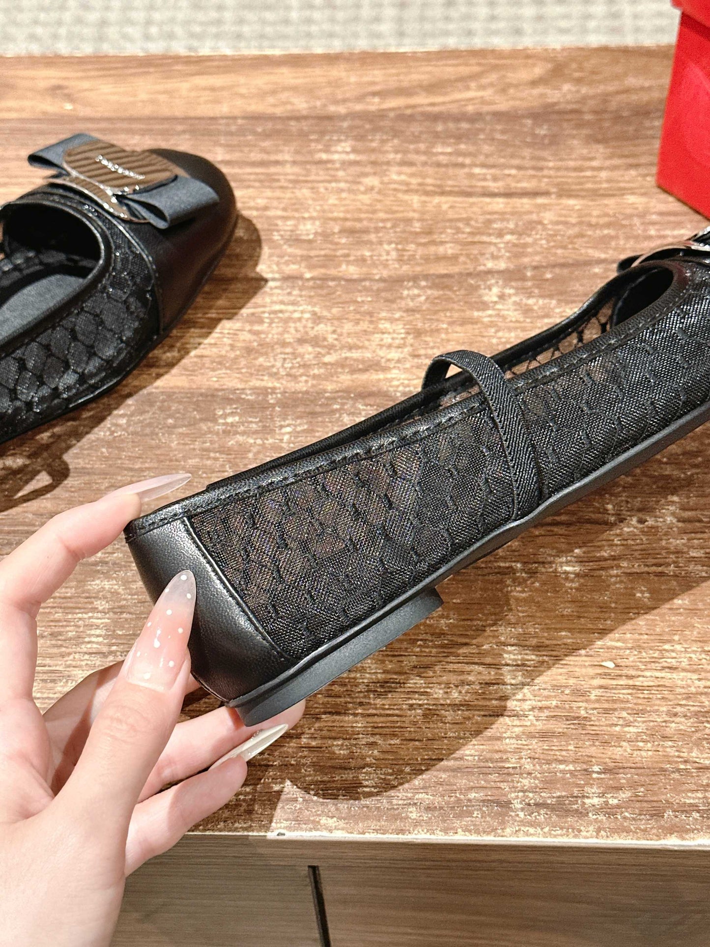 Ferragamo FAM Ballet Lace Flats, Black