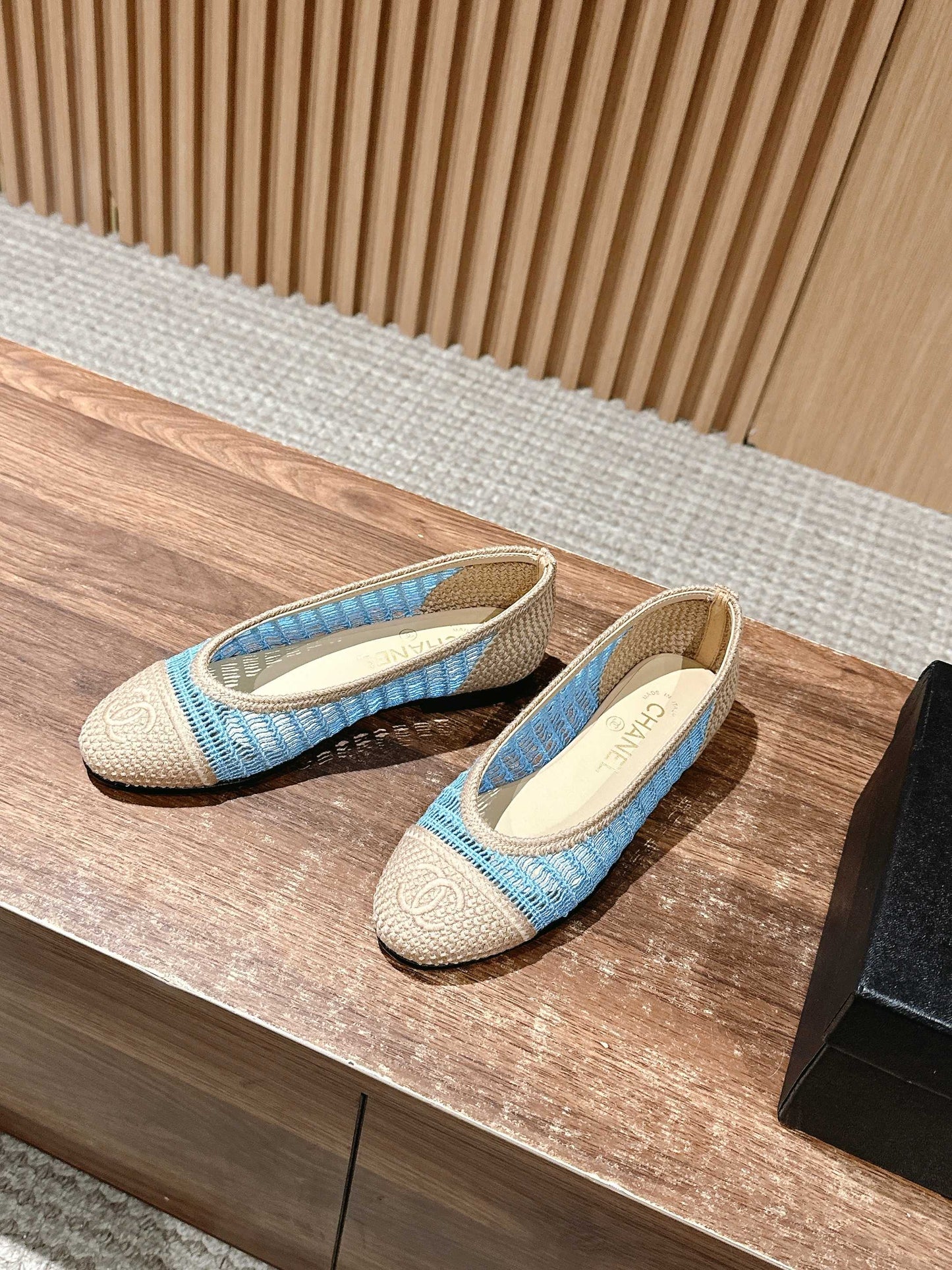 Chanel Classic New Mesh Ballet Flats 01