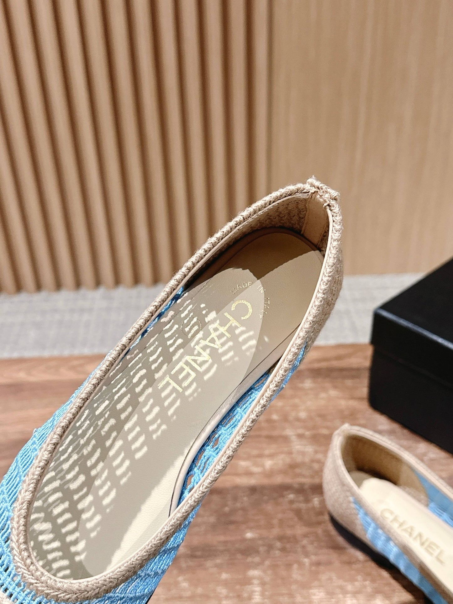 Chanel Classic New Mesh Ballet Flats 01