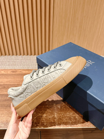 Dior x Stone Island B33# Casual Skate Sneakers, Grey
