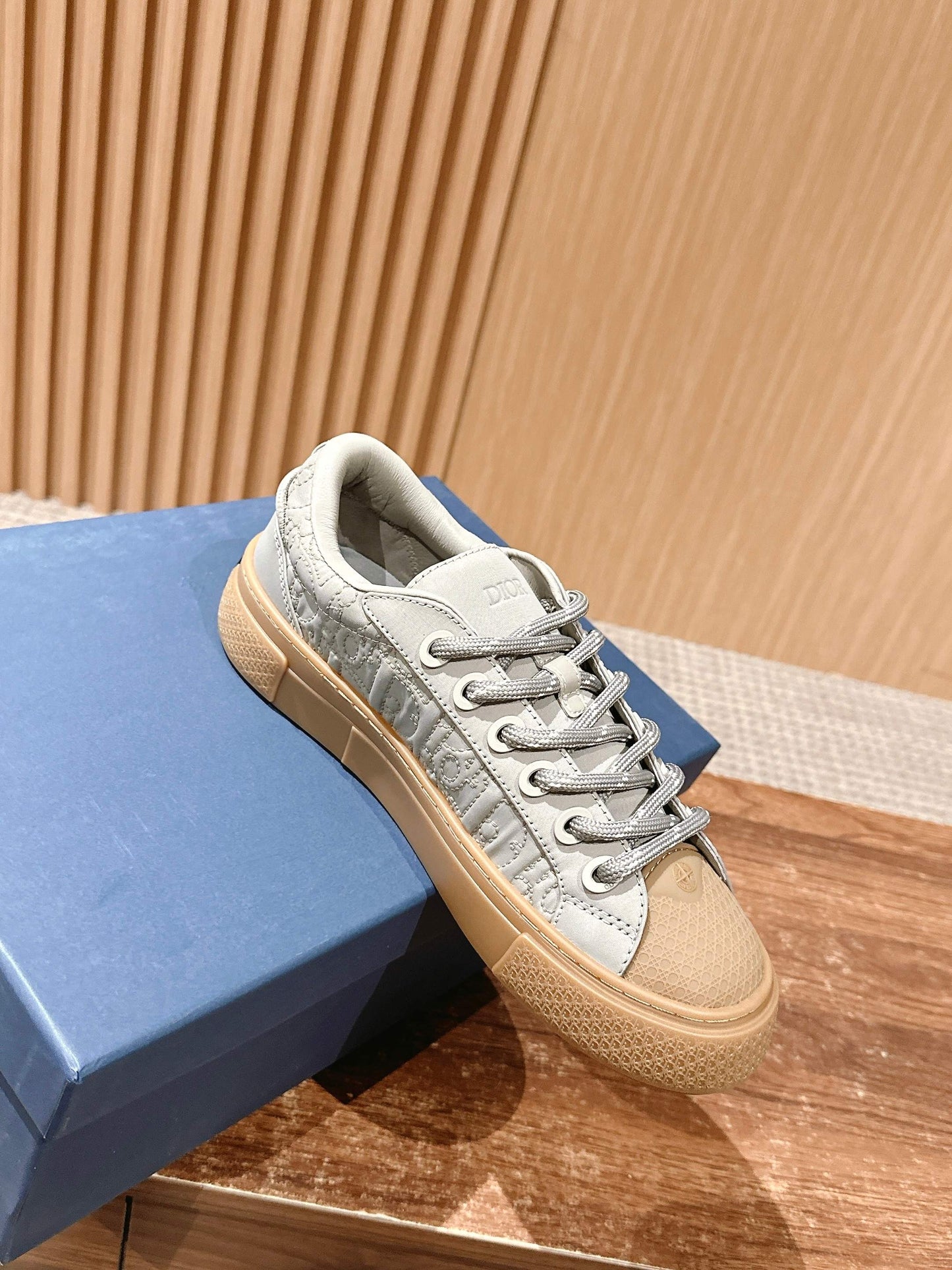 Dior x Stone Island B33# Casual Skate Sneakers, Grey