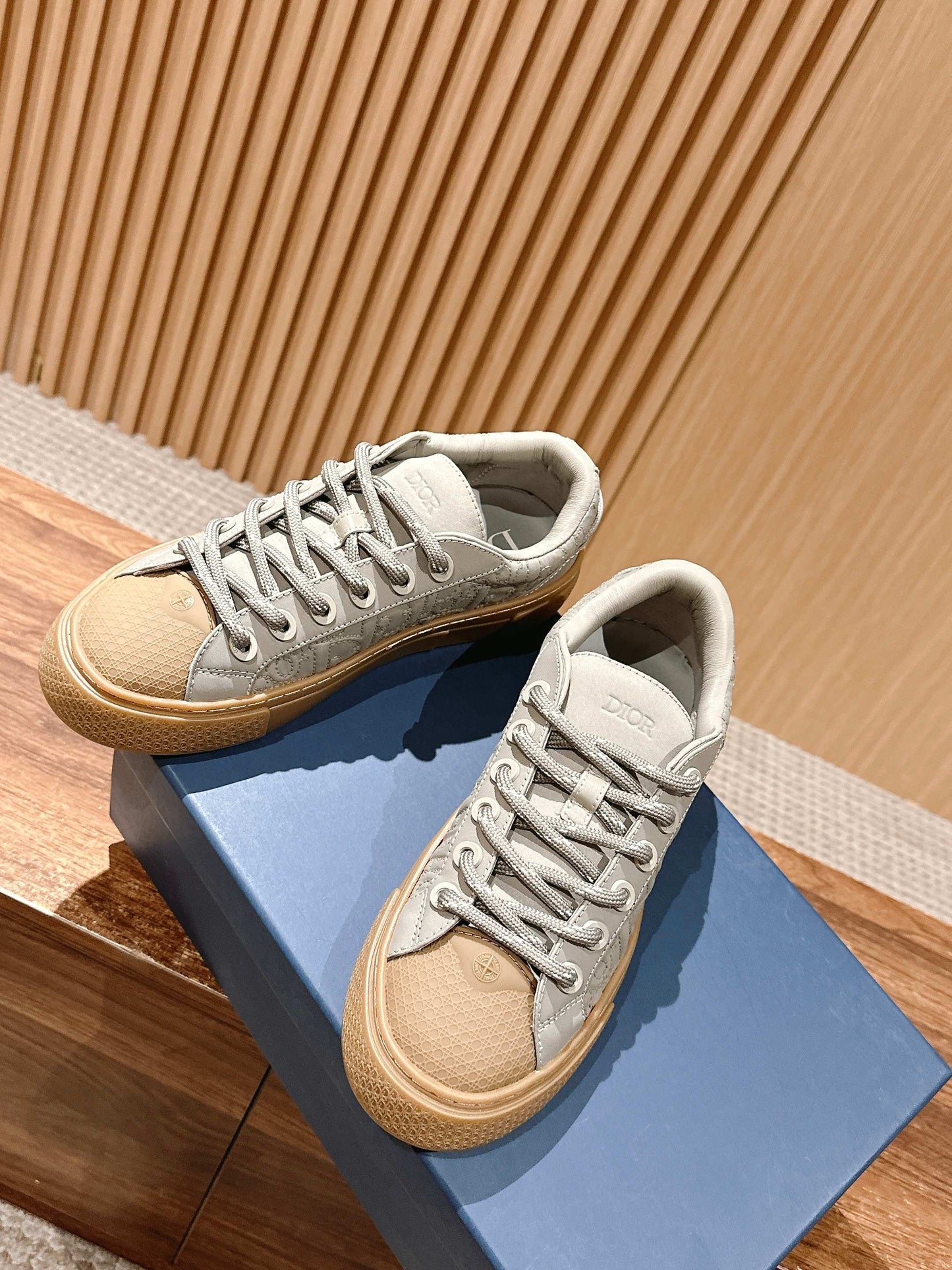 Dior x Stone Island B33# Casual Skate Sneakers, Grey