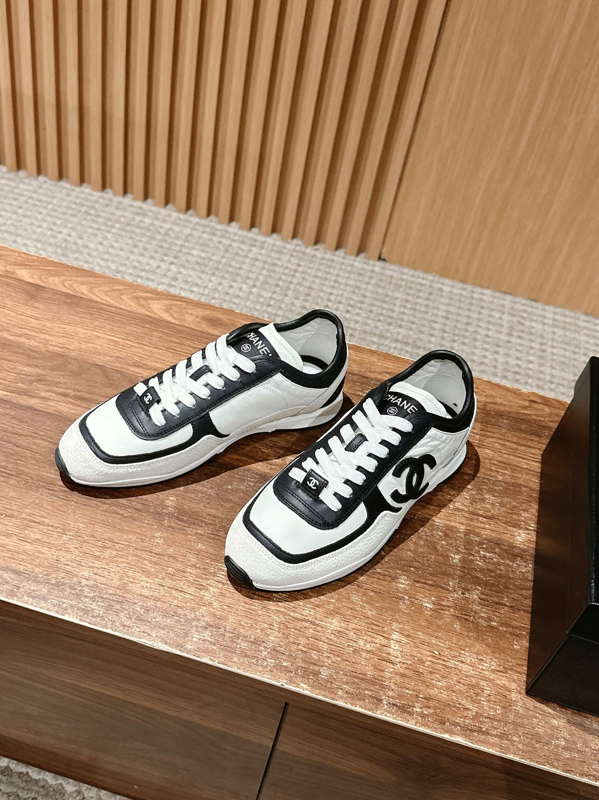Chanel New Trainer 02