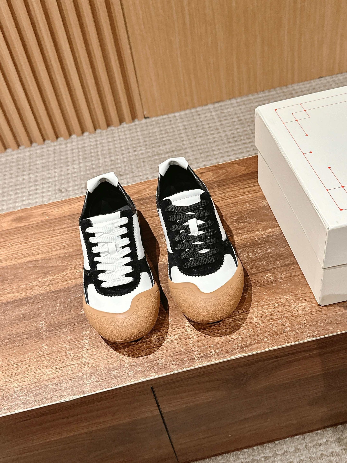 Alexander McQueen Flexion Sneaker, Panda