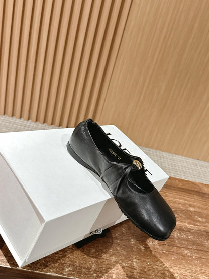 Loewe’s new “granny” pumps / grandma pumps, Black
