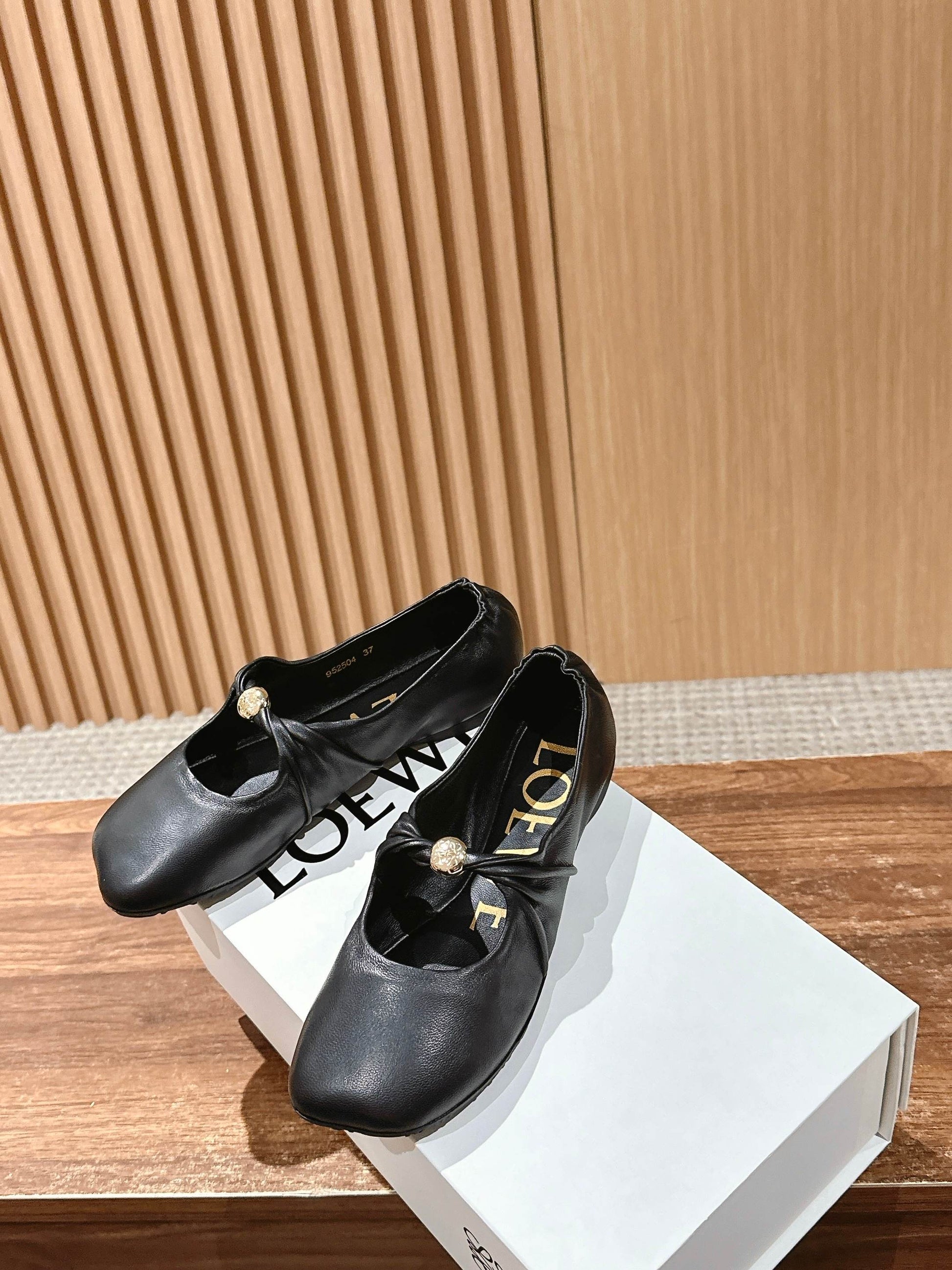 Loewe’s new “granny” pumps / grandma pumps, Black