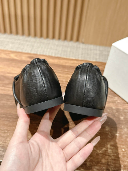 Loewe’s new “granny” pumps / grandma pumps, Black