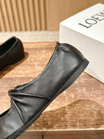 Loewe’s new “granny” pumps / grandma pumps, Black
