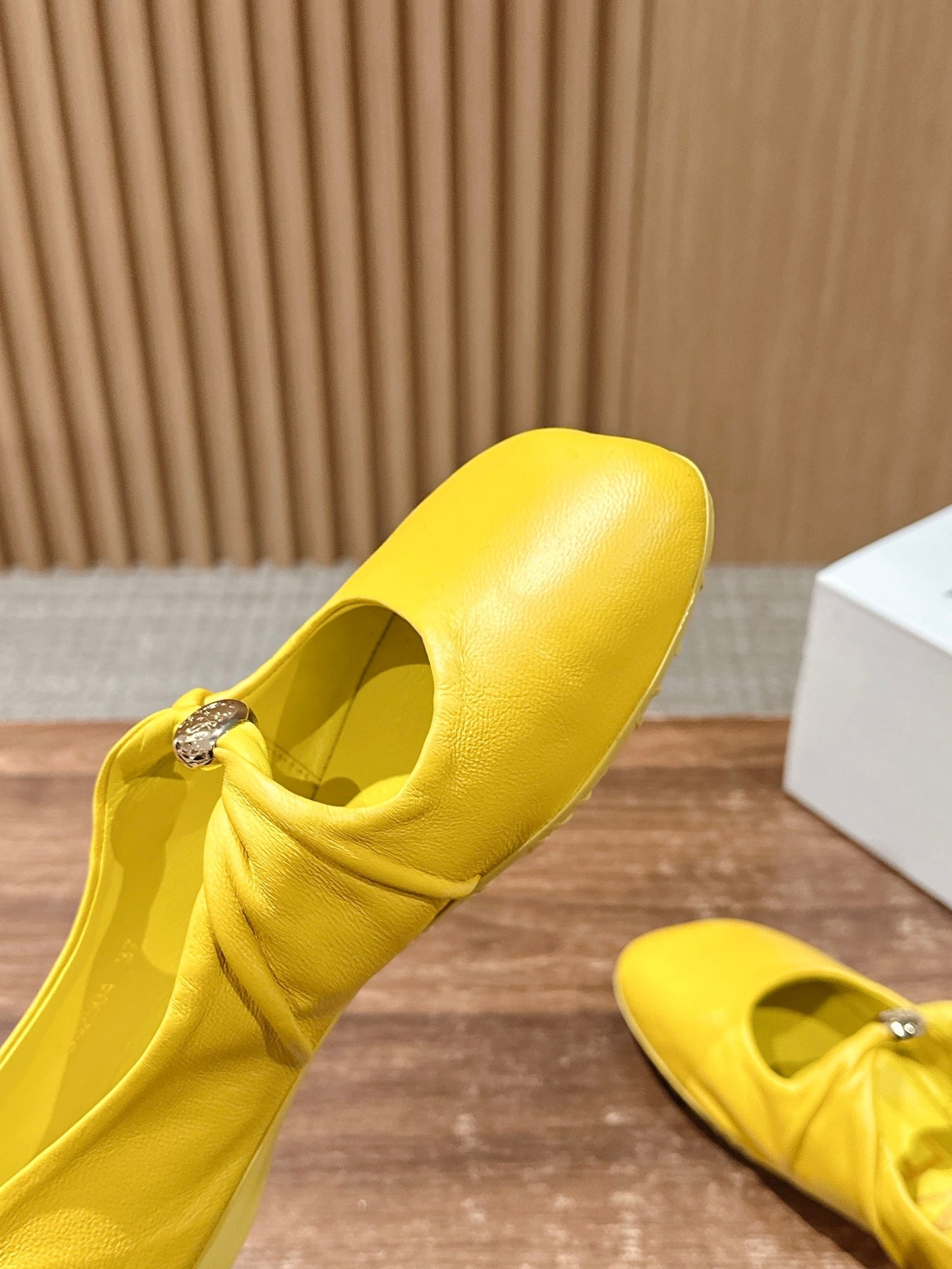 Loewe’s new “granny” pumps / grandma pumps, Yellow