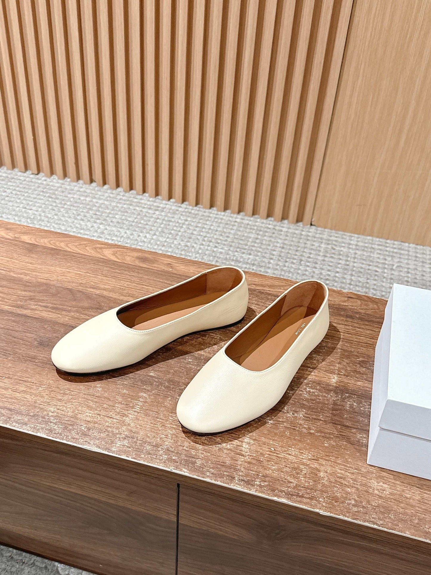 The Row Ballet Flats Low Cut Flats, Beige