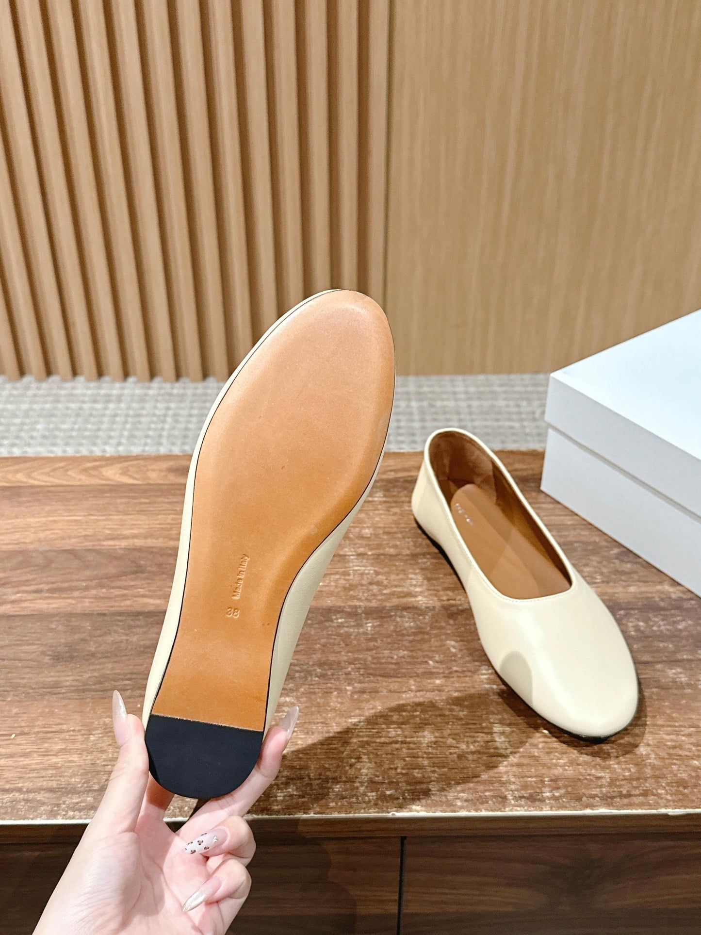 The Row Ballet Flats Low Cut Flats, Beige