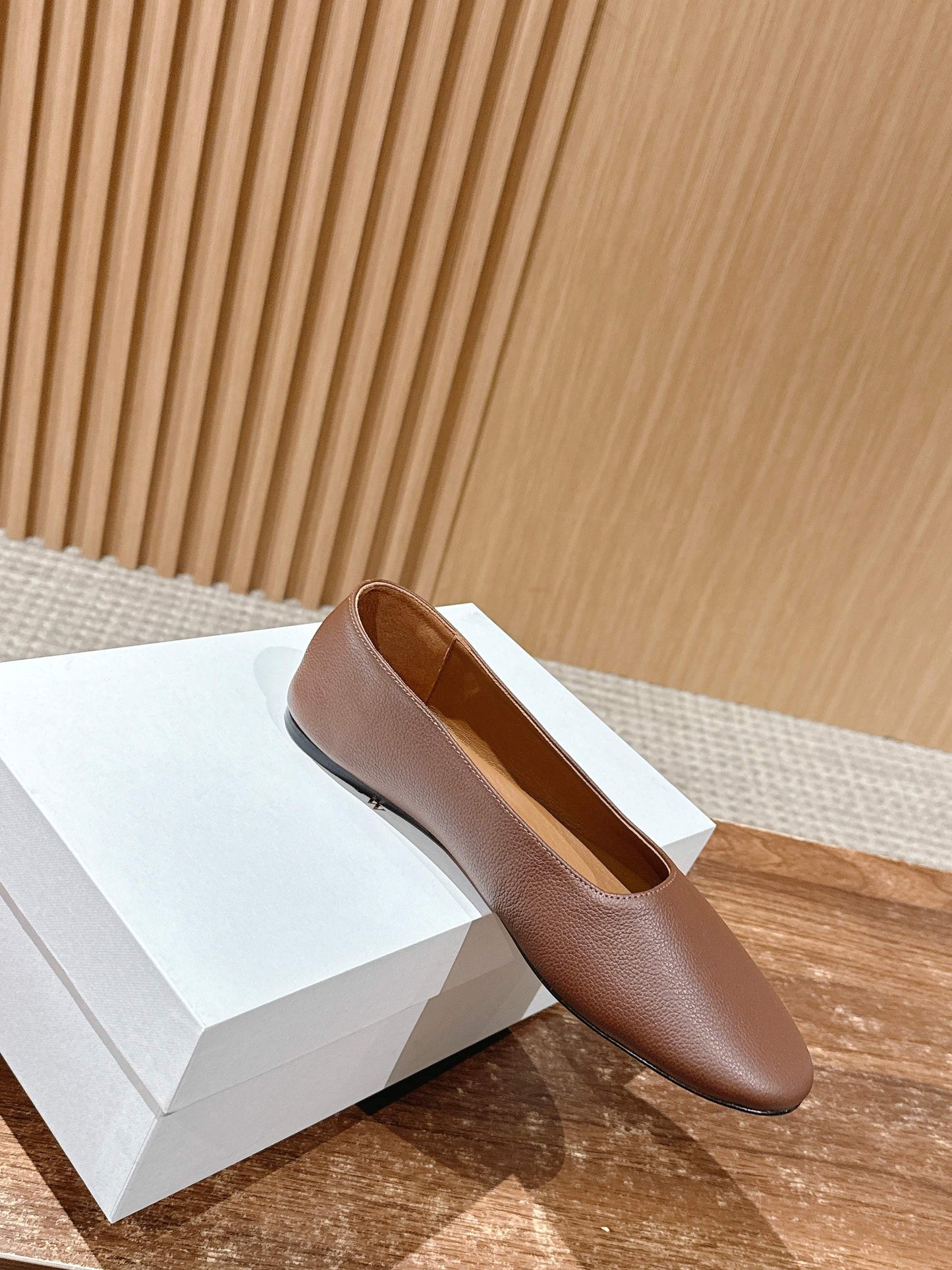 The Row Ballet Flats Low Cut Flats, Brown