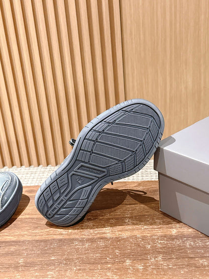 Balenciaga New Hampton Unisex Casual Sneakers, Grey