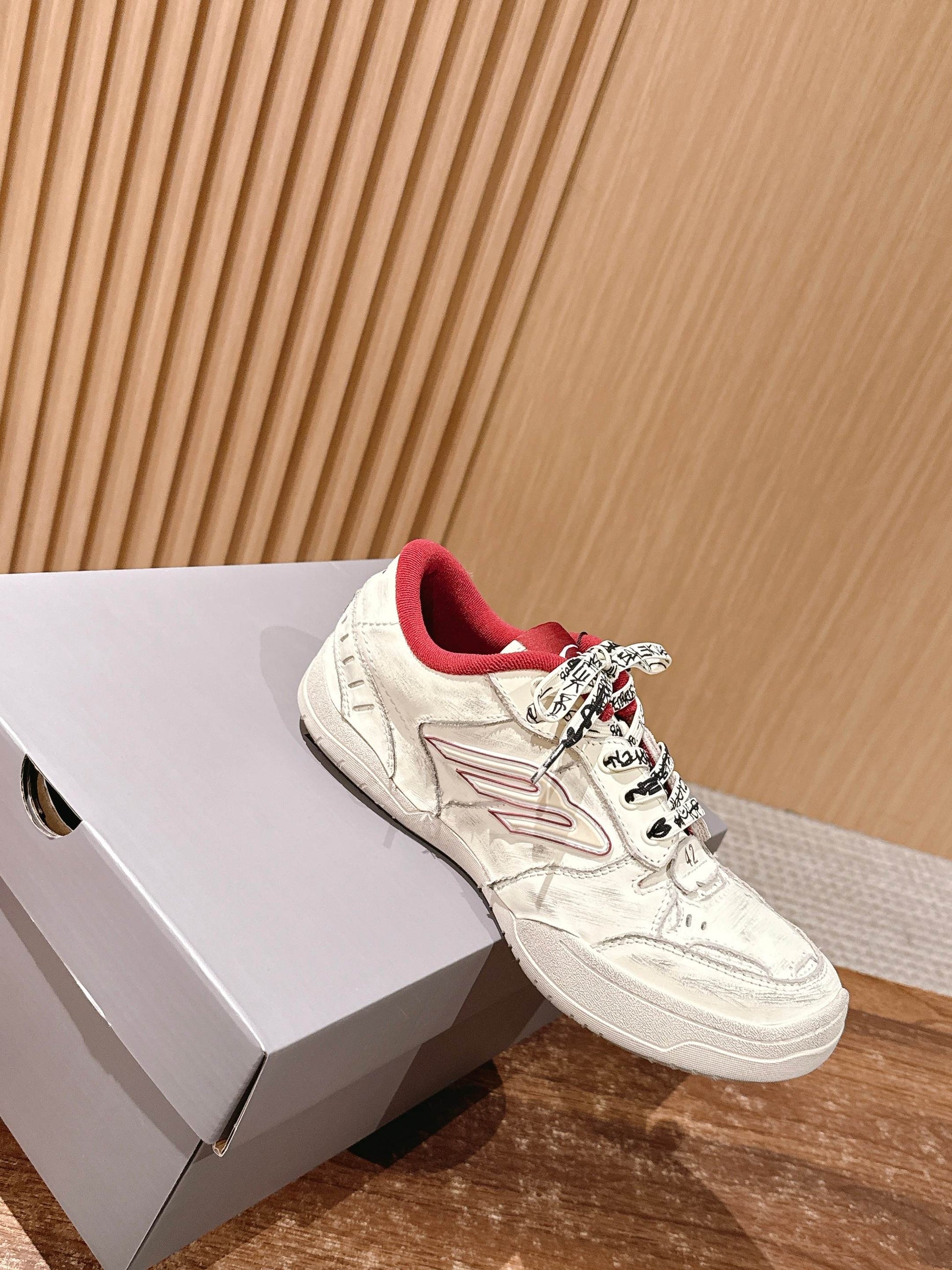 Balenciaga New Hampton Unisex Casual Sneakers, White & Red