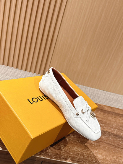 LV Flat-bottomed loafer driving shoes, White