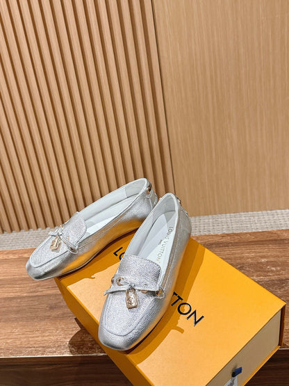 LV Flat-bottomed loafer driving shoes, Silver