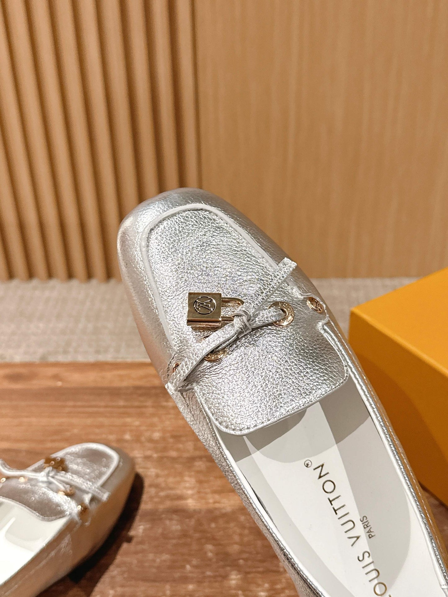 LV Flat-bottomed loafer driving shoes, Silver
