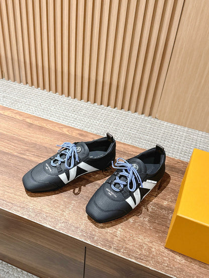 LV SNEAKRINA New Series 03