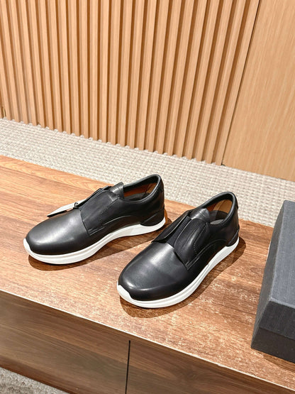 Ermenegildo Zegna Milano Elastic-Gore Derby, Black