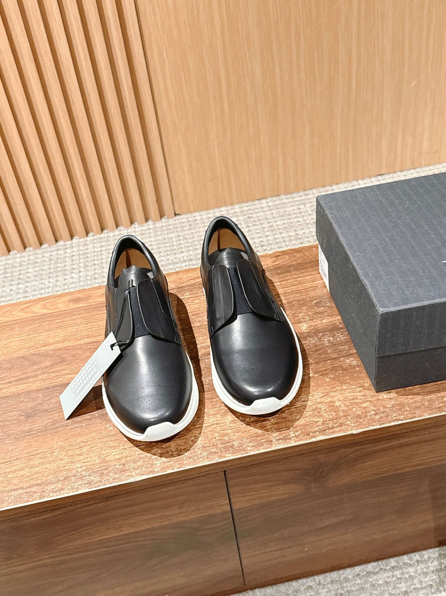 Ermenegildo Zegna Milano Elastic-Gore Derby, Black