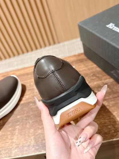 Ermenegildo Zegna Milano Elastic-Gore Derby, Brown