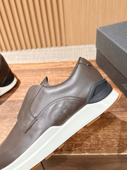 Ermenegildo Zegna Milano Elastic-Gore Derby, Brown