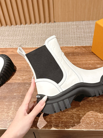 LV Ruby Ankle Boot, Suede White